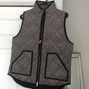 JCrew herringbone quilted vest size medium